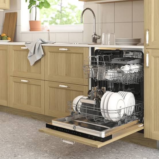 غسالة صحون منزلية مفتوحة — open home dishwasher